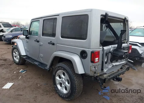 2013 Jeep Wrangler Unlimited Sahara z USA, uszkodzony, nr VIN 1C4BJWEG3DL627424